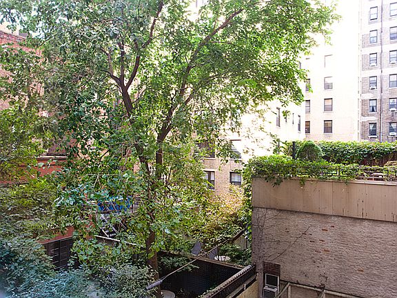 4th image of 875 W End Ave APT 2G