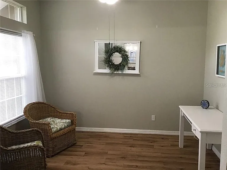 2091 Snowflake Ln — Photo 7