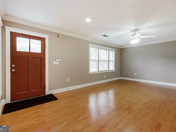 5th image of 490 Barnett Shoals Rd APT 416