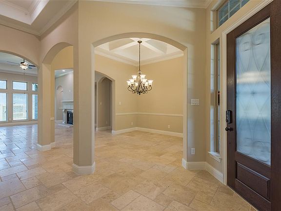 5th image of 222 Reynosa Ct