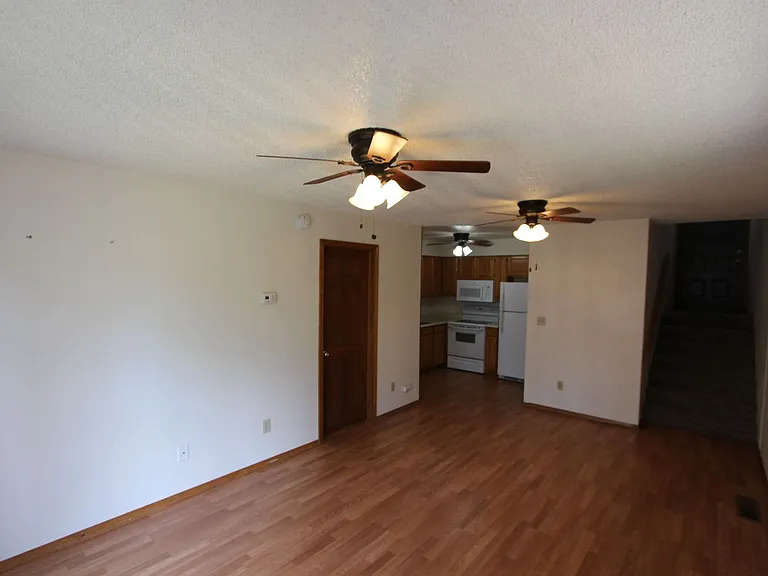 2645 N Valley View Rd #9107 — Photo 4