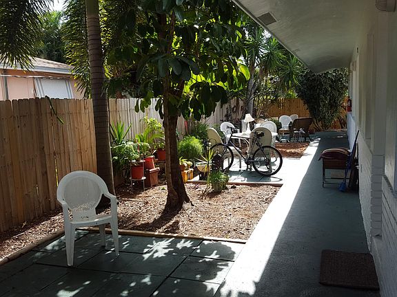 2nd image of 734 NE 15th Ct APT 3