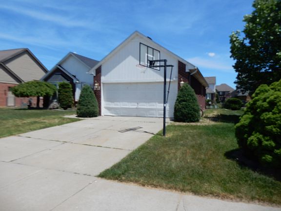 3rd image of 50296 Alden Dr