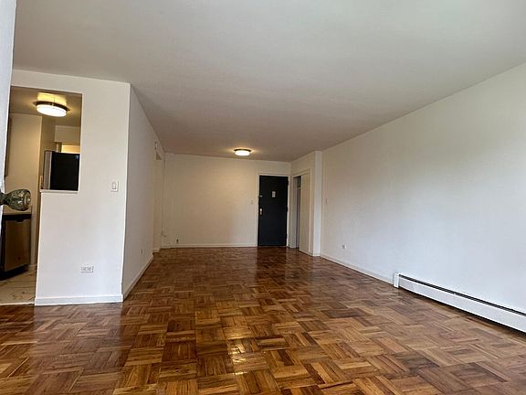 4th image of 1130 Stadium Ave #B01