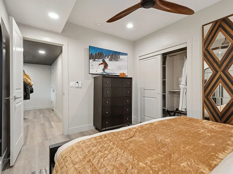 2141 N Coyote Bend Way — Photo 37