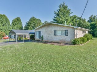 228 Harris St, Erwin, TN 37650