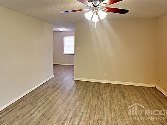 4th image of 724 Cindy Dr