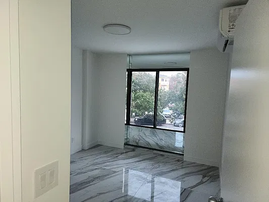 Bedroom, photo 2