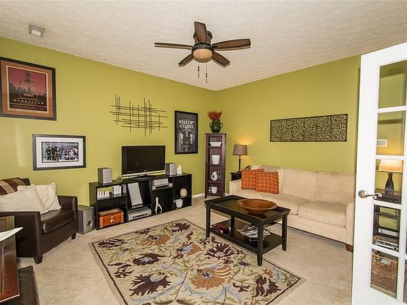 3rd image of 543 S Crossfield Ct