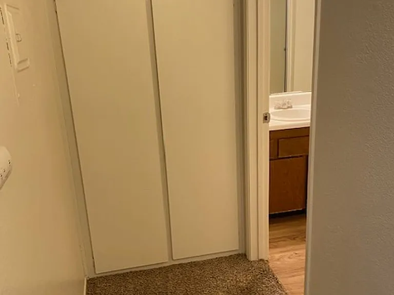 3900 El Potrero Ln #3 — Photo 8