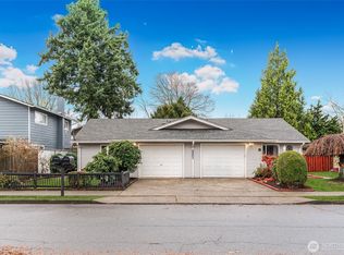 2205 M St NE #A-B, Auburn, WA