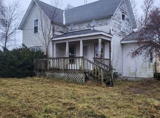 6515 E 5000s Rd, Saint Anne, IL 60964