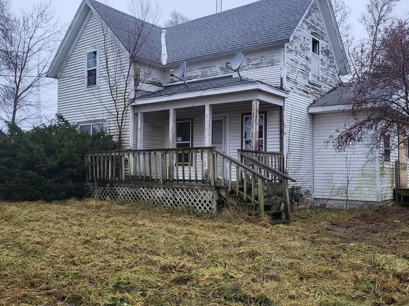 6515 E 5000s Rd, Saint Anne, IL 60964