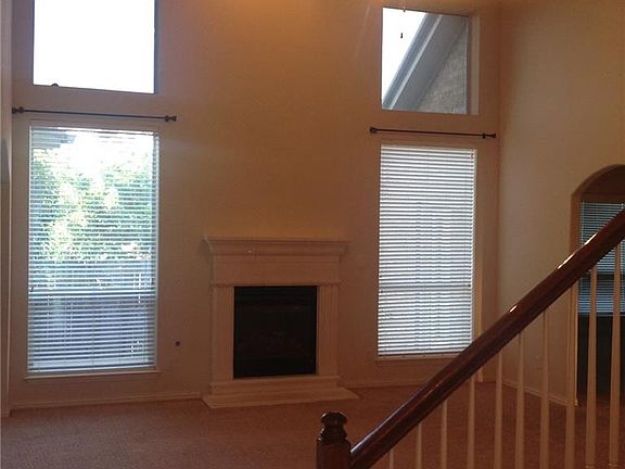 2nd image of 2110 Kingsley Dr