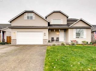 868 Meadow Dr, Molalla, OR