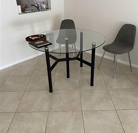 4th image of 940 Hillcrest Ct APT 208