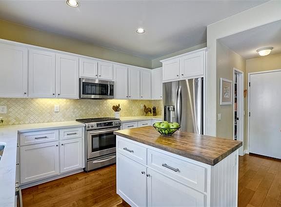 2nd image of 4242 Calle Isabelino
