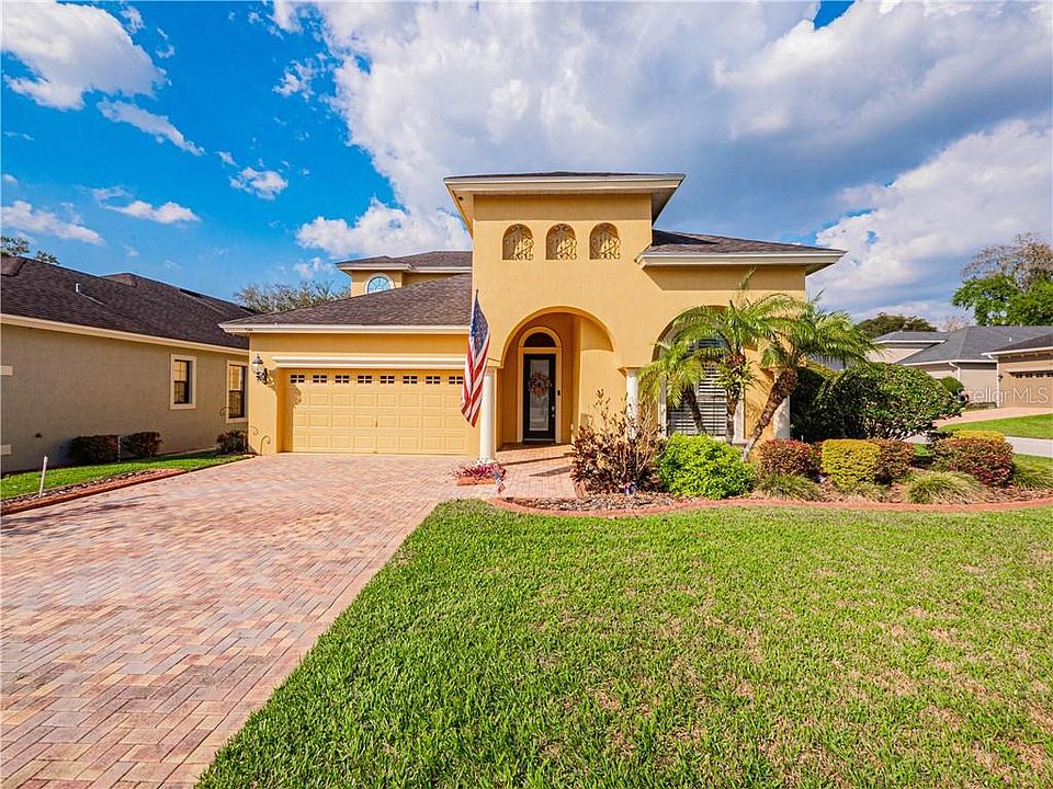 1st image of 944 Christina Chase Ln