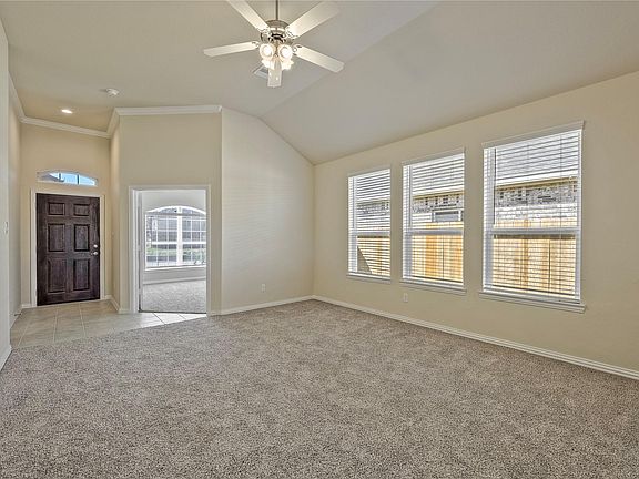 3rd image of 7922 Brooks Crossing Dr