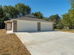 307 Ewalt Ave UNIT A-B, Springdale, AR 72764