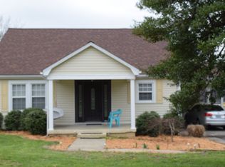 412 Gaffney Ln, Bardstown, KY 40004