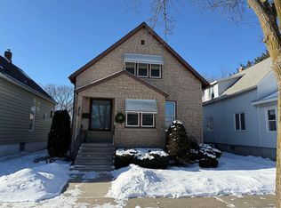 1439 10th St, Marinette, WI 54143