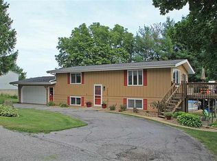 3424 Terrace Hill Dr NE, North Liberty, IA 52317