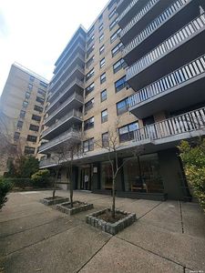 39-60 54th St UNIT 9T, Queens, NY, 11377