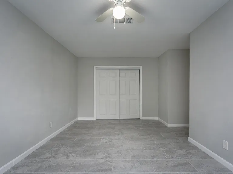 4411 Knotty Oaks Trl — Photo 17