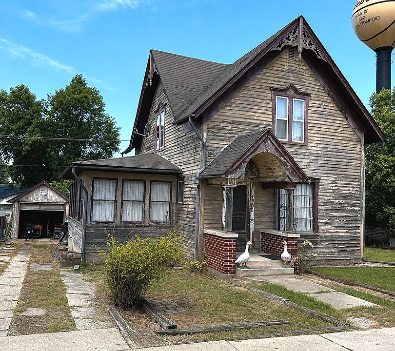 1st image of 9905 Main St