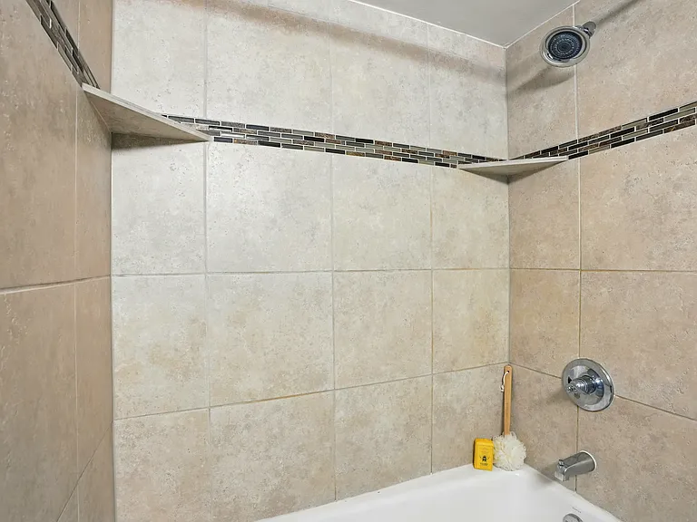 Clean & Well Maintained