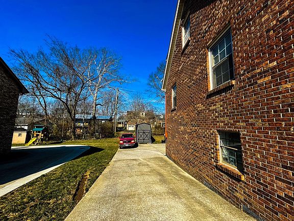 5th image of 3414 Pimlico Pkwy