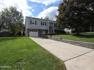 208 Ivins Rd, Neptune, NJ 07753