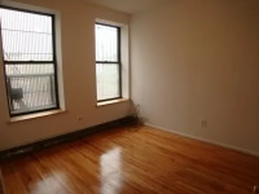 Rented by DSA Realty | media 22