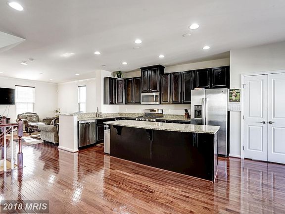 4th image of 42576 Harlow Meadows Ter