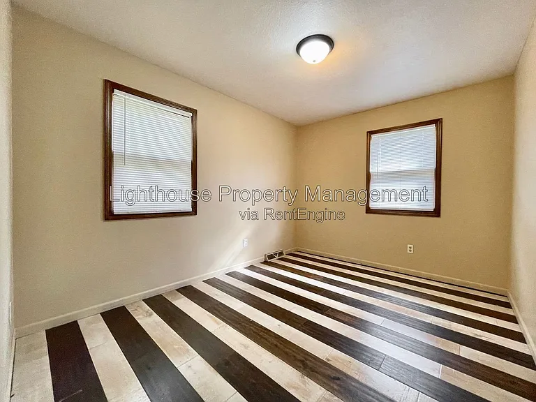 8128 20th Ave — Photo 13