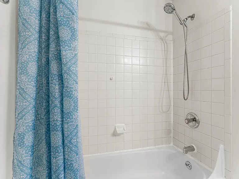 42 Village Brook Ln — Photo 17