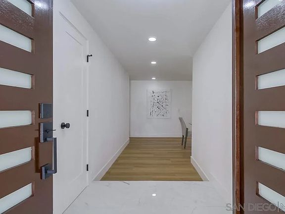 5th image of 3974 Caseman Ave
