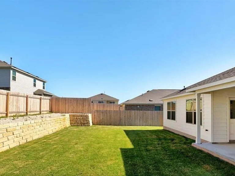 21416 Bird Wing Dr — Photo 14