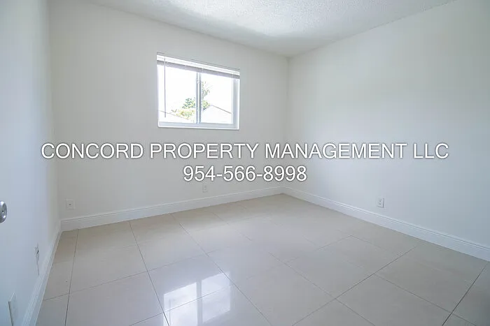 1727 Liberty St #6 — Photo 10