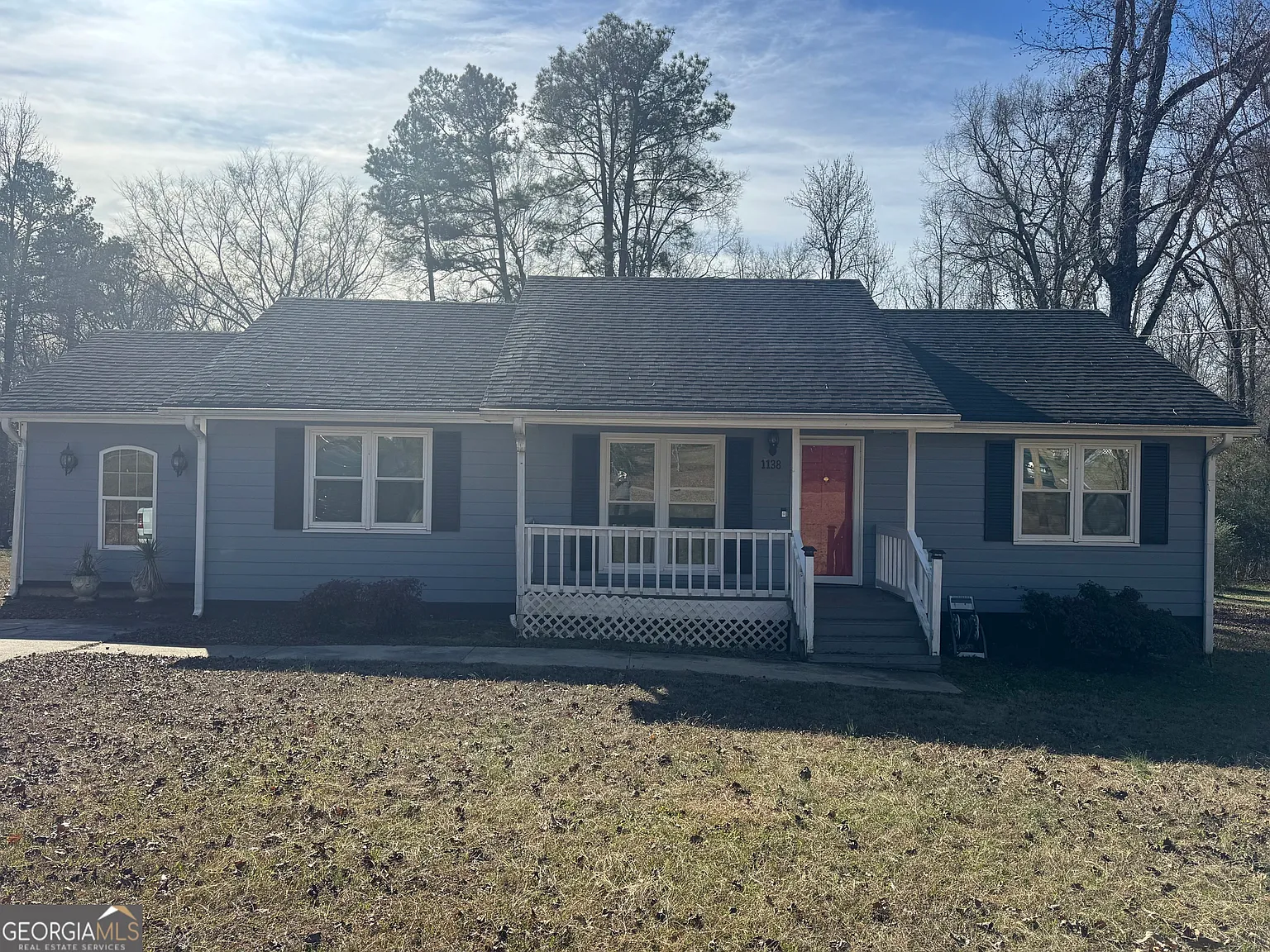 1138 Spring Creek Cir photo 1