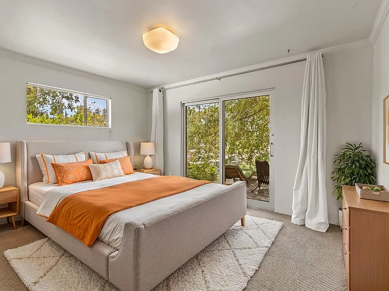 4608 Nob Hill Dr #1 — Photo 14