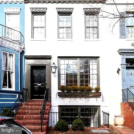 3137 O St NW photo 1