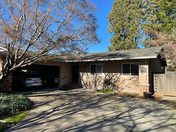 2nd image of 1630 El Centro Ave