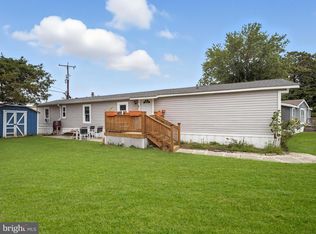 6 Patuxent Mobile Est, Lothian, MD 20711