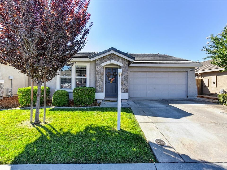 1st image of 1629 Blue Beaver Way