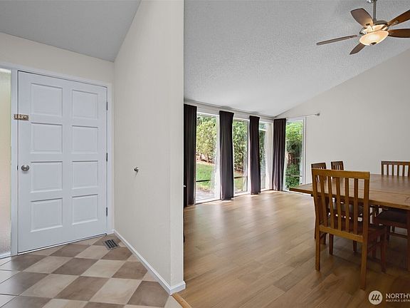 2nd image of 21434 SE 16th Place