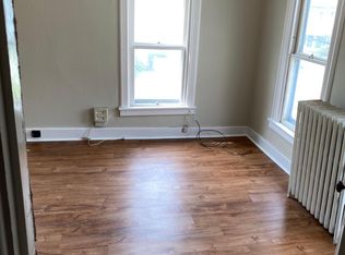 28 E Portland St, Mechanicsburg, PA 17055