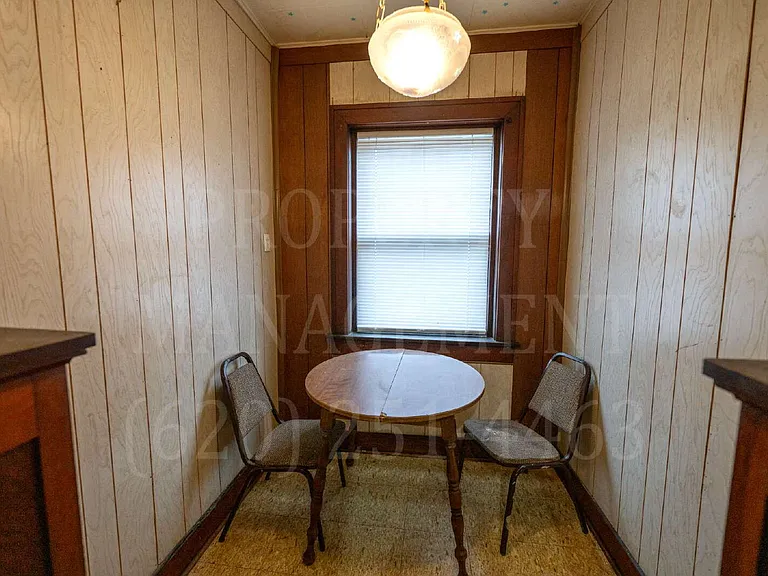 405 W 5th St #9 — Photo 5