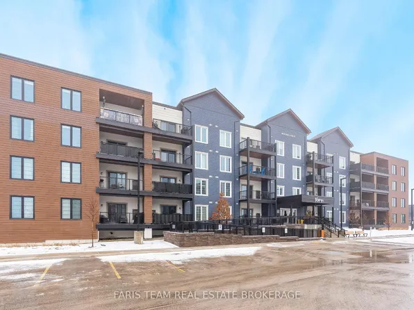 20 Koda St #211, Barrie, ON L9J 0J7